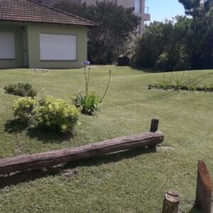 VENTA CASA AV. 4 Y COSTANERA