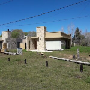 AV 2 ESQ. LOS MALVONES – COSTA DEL ESTE –